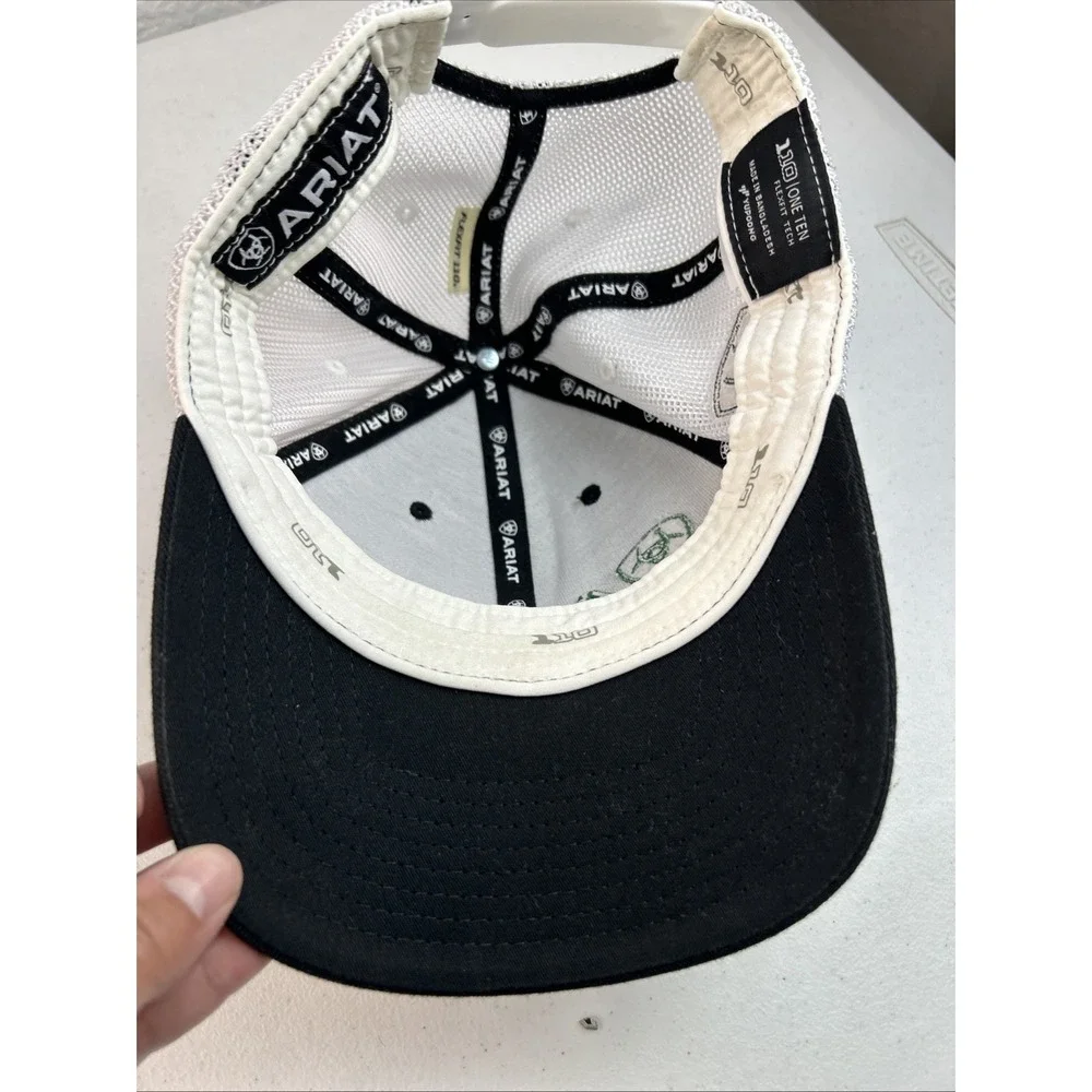 Ariat‎ Black Trucker Hat Cap Adjustable Logo Embroidered